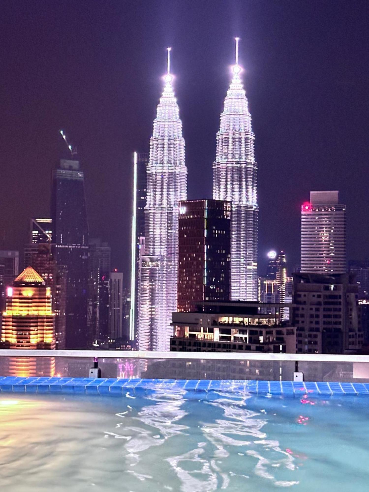 The Luxe Infinitum Klcc View By Kl * Kuala Lumpur