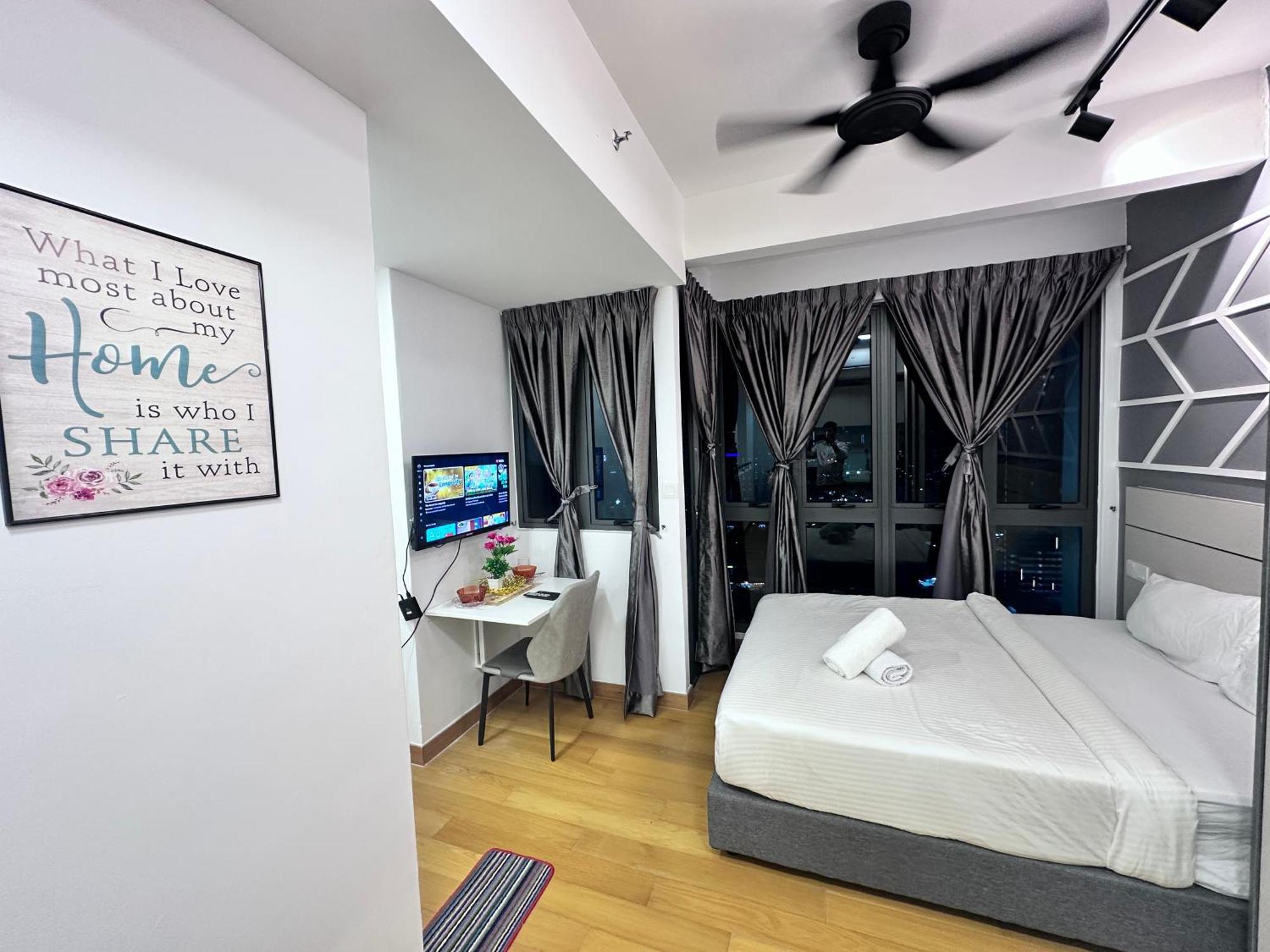 Apartment The Luxe Infinitum Klcc View By Kl